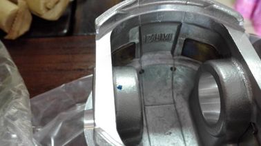 Cina Kit Pembersih Silinder Kompresor Kubota V2203 Rebuild Kit Eco Friendly pemasok